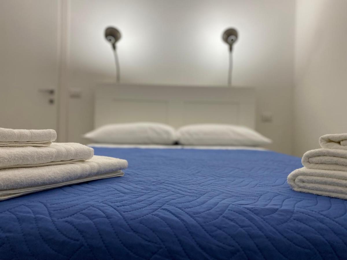 Premium Apartment City Center Cagliari Bagian luar foto