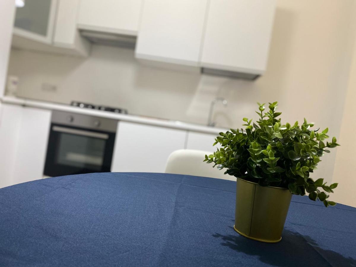 Premium Apartment City Center Cagliari Bagian luar foto